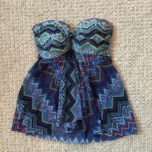 Gottex strapless tankini top. Size 8. Multi colored. Never been worn!